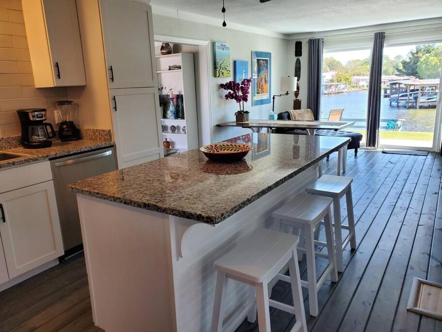 3 Bed, 2 Bath, Waterfront, Dock, Large Driveway Tavares Exterior foto